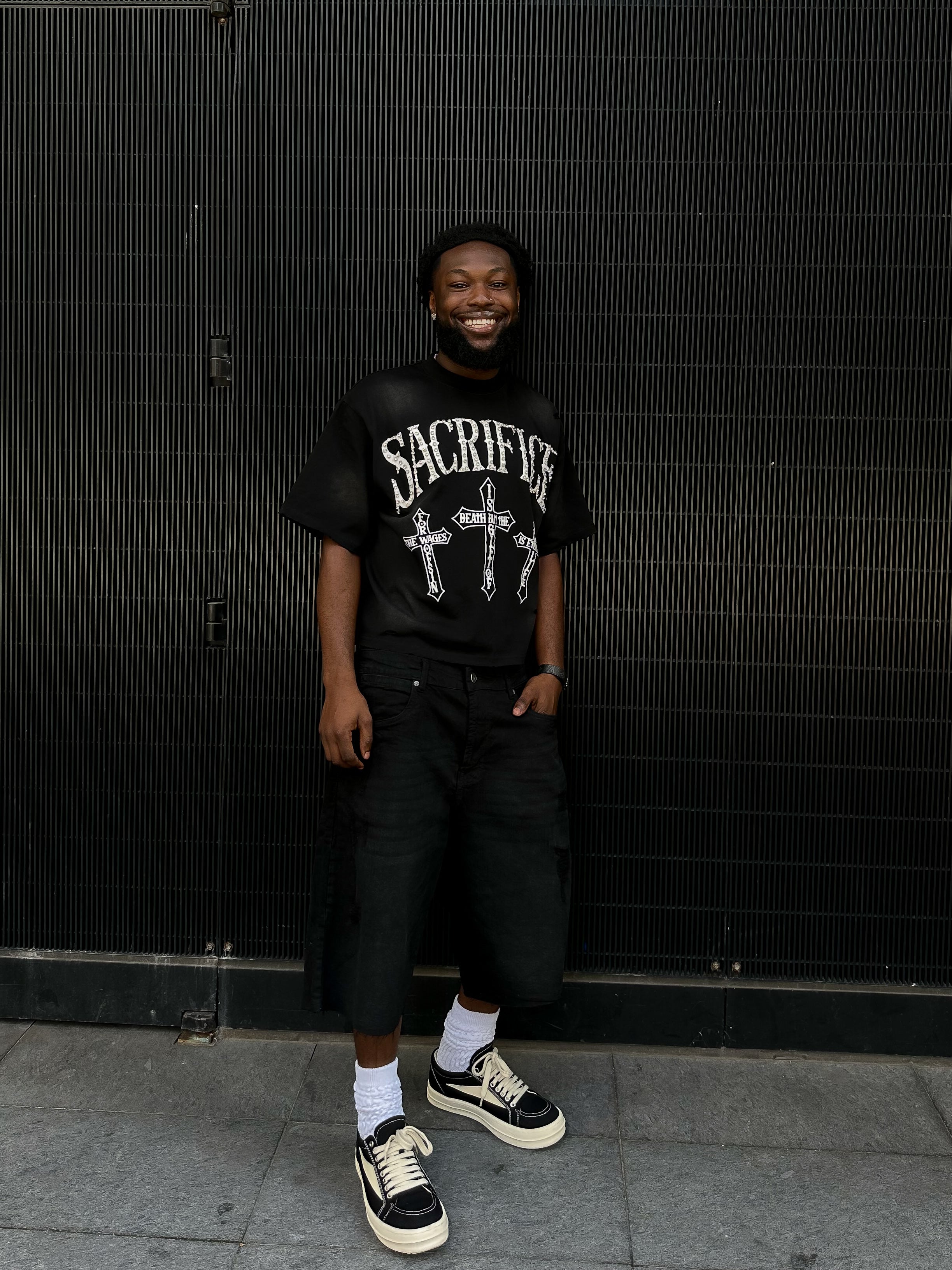 SACRIFICE TEE